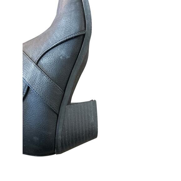 Maurices Claire Boots in Black Size 8 Zip up buckle boot - Picture 8 of 8